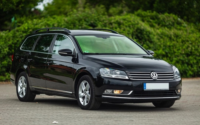 Volkswagen Passat cena 28500 przebieg: 260000, rok produkcji 2011 z Gubin małe 631